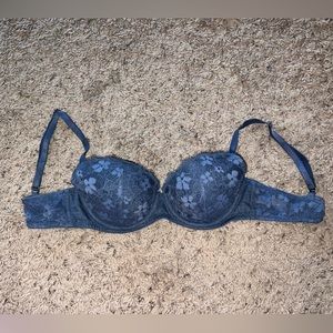 VS blue lace bra 32C